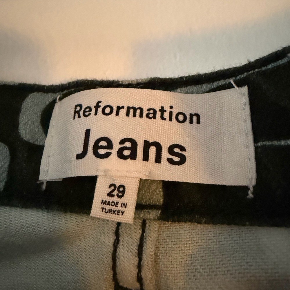 NWOT- Reformation Mod High-Rise Jeans - Sz.29 - Picture 3 of 4